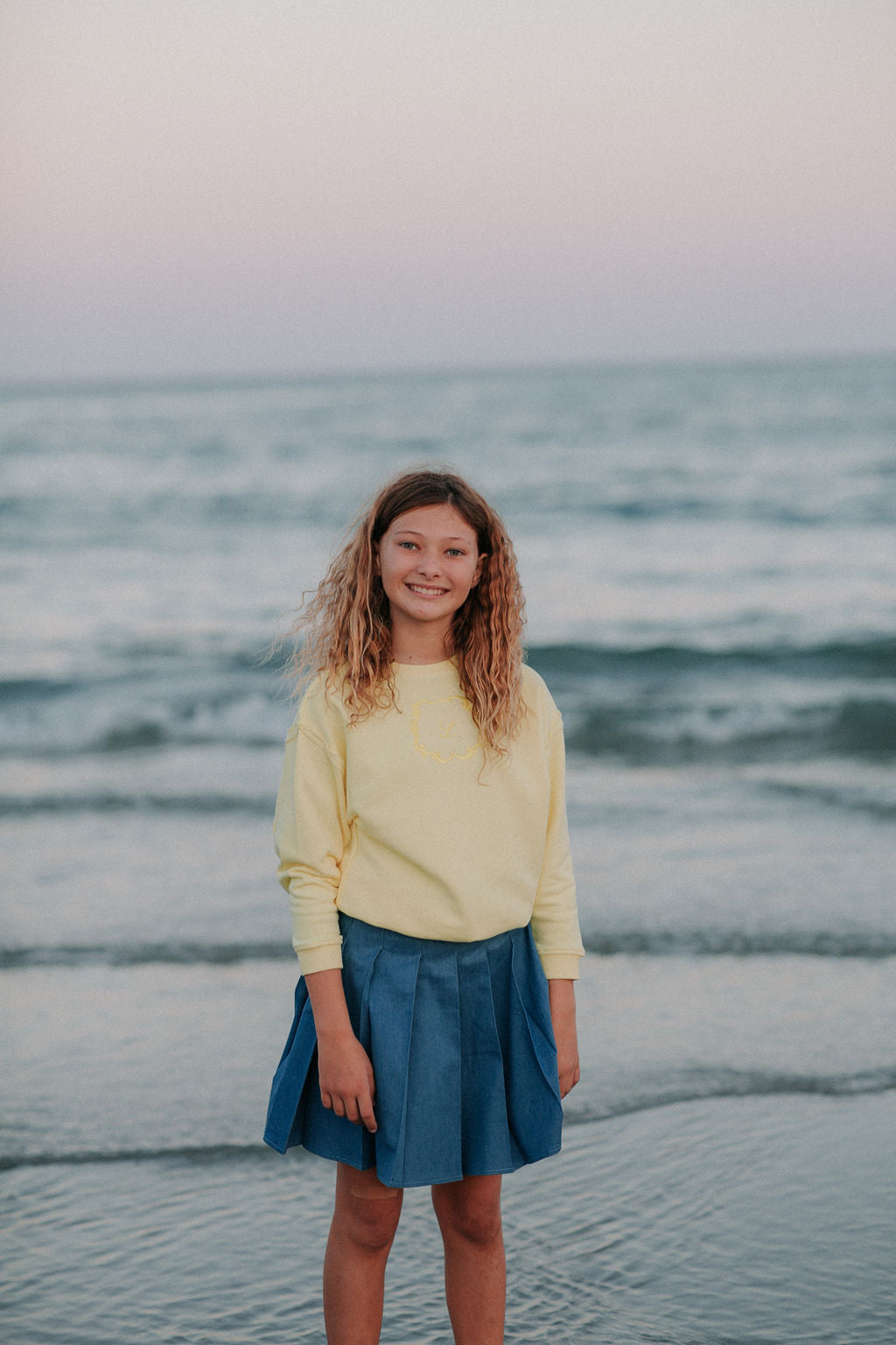 Big Emblem Top - Pale Yellow