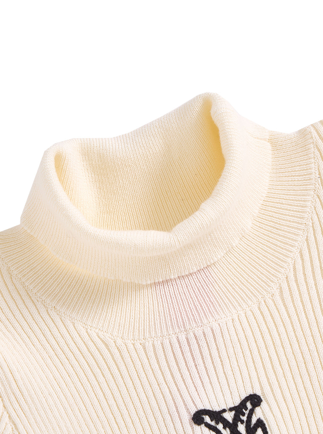 Turtleneck Emblem Sweater - Almond White