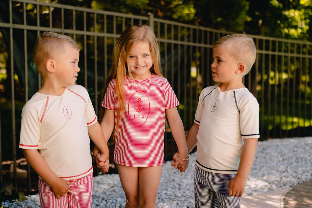 Seersucker Striped T-shirt - Red Stripe