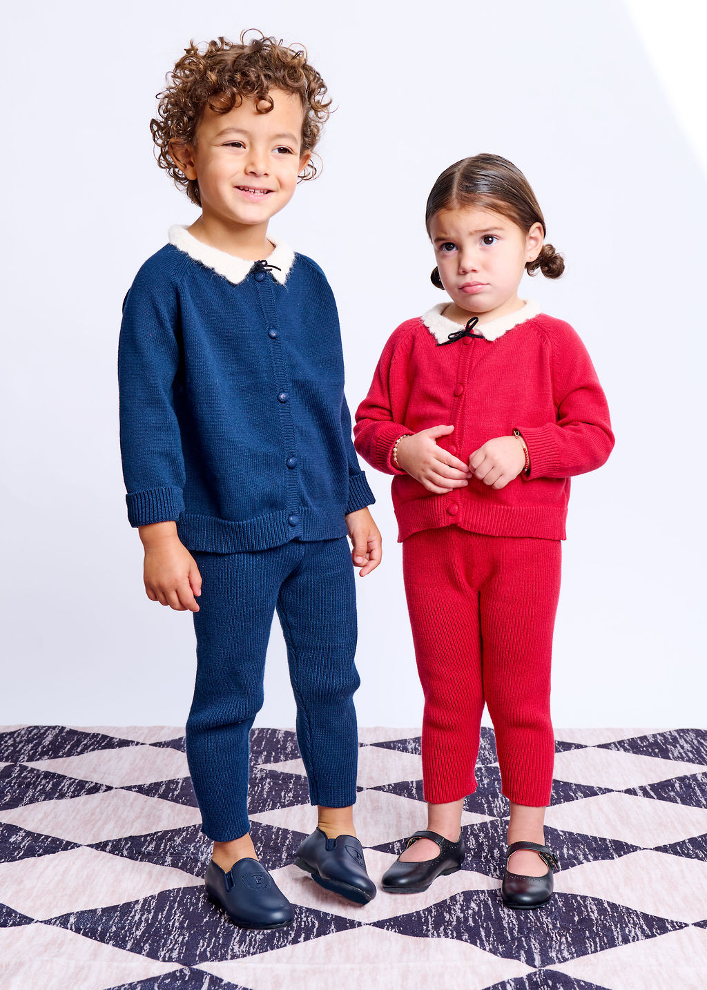 Knitted Scallop Mohair Collar Set - Red Mix