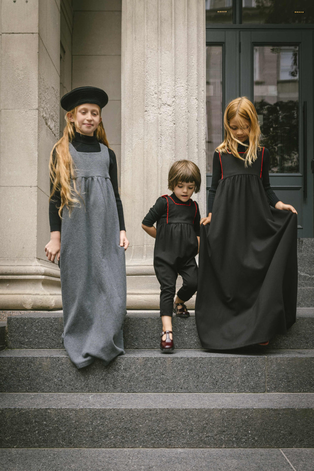 Rickrack Bib Robe - Black